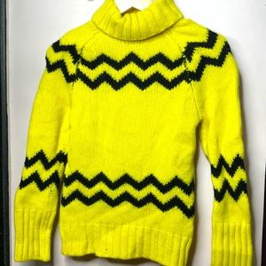 JOSEPH YELLOW LARGE SWEATER